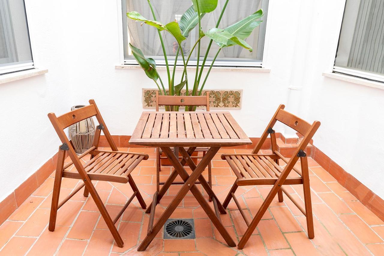 Ziba Cordoba Only Families Apartment Екстериор снимка